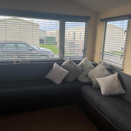 Lisa And Laddy Caravan Hire Meliden Esterno foto